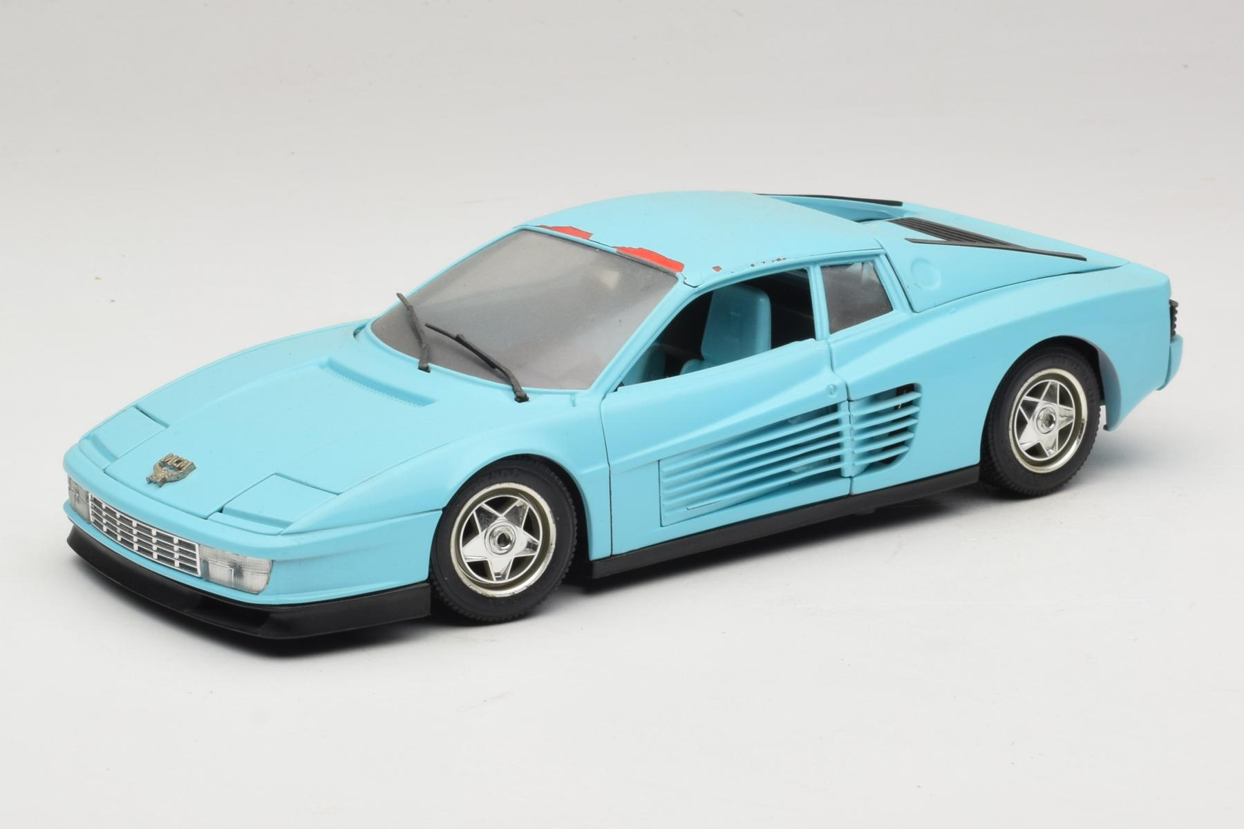 Bburago Ferrari Testarossa 1:18 Borsenmodell Blue