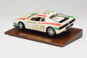 Ferrari Testarossa Italia 90 White Bburago 1:18 3059-W1 Diecast - image 6 of 8