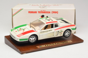 Ferrari Testarossa Italia 90 White Bburago 1:18 3059-W1 Diecast - image 8 of 8