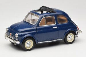 Fiat 500 L Blue Bburago 1:18 3327 Diecast