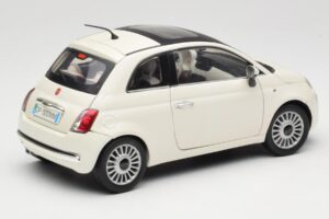 Fiat 500 White Mondo Motors 1:18 500291 Diecast - image 3 of 8