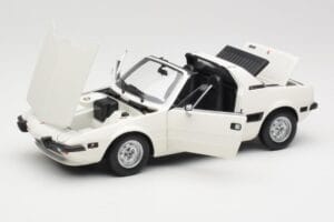 Fiat X1/9 White Minichamps 1:18 100121685 Diecast - image 2 of 8