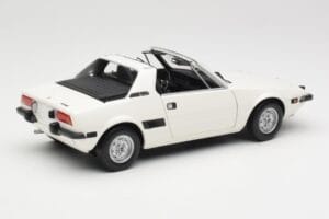 Fiat X1/9 White Minichamps 1:18 100121685 Diecast - image 3 of 8