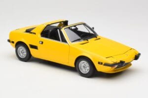 Fiat X1/9 Yellow Minichamps 1:18 100121664 Diecast - image 6 of 8