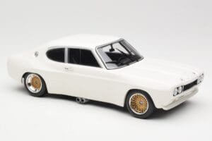 Ford Capri Mk1 RS 2600 White Minichamps 1:18 155708500 Diecast - image 4 of 6