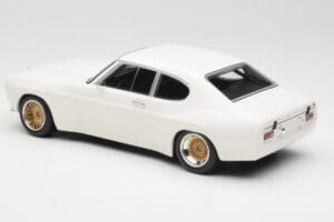 Ford Capri Mk1 RS 2600 White Minichamps 1:18 155708500 Diecast - image 5 of 6