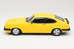 Ford Capri Mk3 3.0 Yellow Minichamps 1:18 155788601 Diecast - image 3 of 6