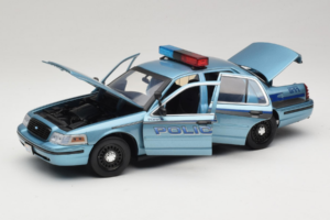 Ford Crown Victoria Police Cruiser Twilight Blue Greenlight 1:18 01643 Diecast - image 2 of 8