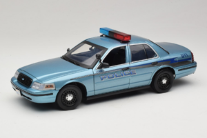 Ford Crown Victoria Police Cruiser Twilight Blue Greenlight 1:18 01643 Diecast
