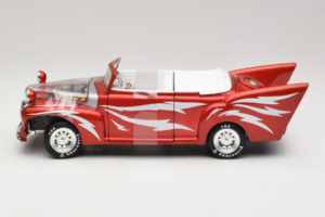 Ford De Luxe Convertible Greased Lightning Red Joyride 1:18 33544 Diecast - image 3 of 5