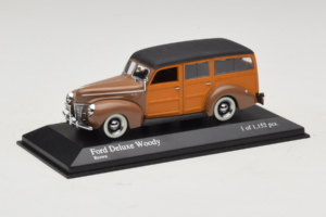 Ford DeLuxe Woody Station Wagon Brown Minichamps 1:43 400082111 Diecast - image 2 of 4
