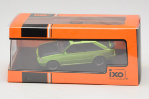 Ford Escort Mk4 XR3i Green IXO 1:43 CLC584N Diecast - image 4 of 4