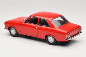 Ford Escort Mk1 Street Red Minichamps 1:18 100081001 Diecast - image 7 of 8