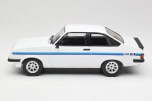 Ford Escort Mk2 RS 2000 White MCG 1:18 MCG18439 Diecast - image 3 of 6