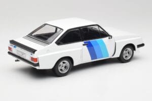 Ford Escort Mk2 RS 2000 X-Pack Diamond White & Blue Decor MCG 1:18 MCG18351 Diecast - image 2 of 6