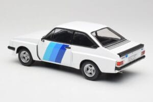 Ford Escort Mk2 RS 2000 X-Pack Diamond White & Blue Decor MCG 1:18 MCG18351 Diecast - image 5 of 6