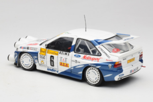 Ford Escort RS Cosworth Mobil 1 #6 F. Delecour / D. Grataloup Rally Monte Carlo Night Version Winner 1994 UT Models 1:18 3945 - image 7 of 8