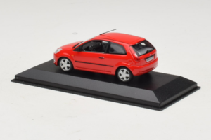 Ford Fiesta Mk5 2-Door Red Minichamps 1:43 FIESTA004 Diecast - image 3 of 4