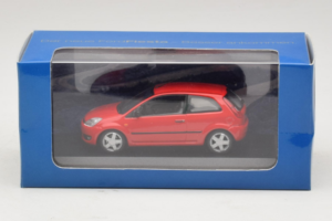 Ford Fiesta Mk5 2-Door Red Minichamps 1:43 FIESTA004 Diecast - image 4 of 4