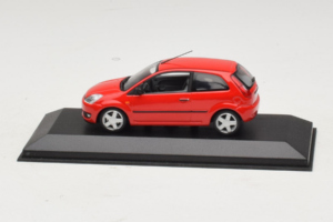 Ford Fiesta Mk5 2-Door Red Minichamps 1:43 FIESTA004 Diecast