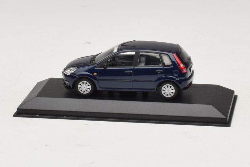 Ford Fiesta Mk5 4-Door Dark Blue Minichamps 1:43 FIESTA001 Diecast