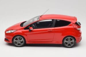 Ford Fiesta ST Mk7 Race Red Otto 1:18 OT1087 Resin - image 3 of 6