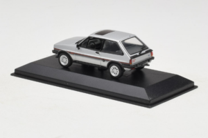 Ford Fiesta XR2 Silver Minichamps 1:43 400085160 Diecast - image 3 of 4