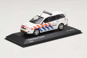 Ford Focus Turnier Politie Minichamps 1:43 430087092 Diecast - image 2 of 4