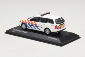 Ford Focus Turnier Politie Minichamps 1:43 430087092 Diecast - image 3 of 4