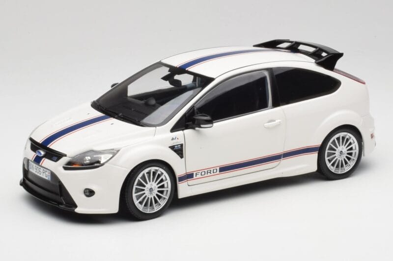 Ford Focus RS Mk2 LM Classic White Mk IIb Tribute Minichamps 1:18 100080167 Diecast