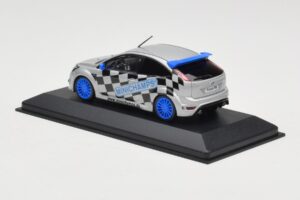Ford Focus RS Mk2 Promo Blue Wheels Minichamps 1:43 FORD002 Diecast - image 3 of 4