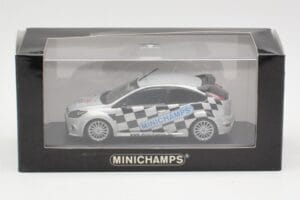 Ford Focus RS Mk2 Toy Fair Nuremberg 2010 Minichamps 1:43 403088105 Diecast - image 4 of 4