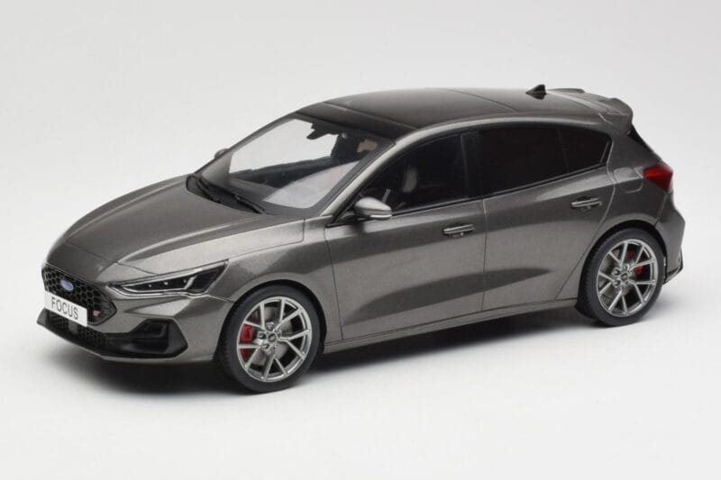 Ford Focus ST Mk4 Grey MCG 1:18 MCG18454 Diecast