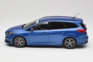 Ford Focus ST Turnier Mk3 Blue MCG 1:18 MCG18465 Diecast - image 3 of 6