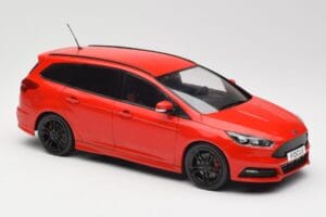 Ford Focus ST Turnier Mk3 Race Red MCG 1:18 MCG18466 Diecast - image 4 of 6