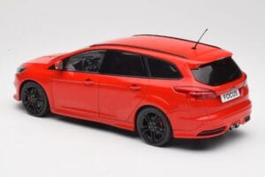 Ford Focus ST Turnier Mk3 Race Red MCG 1:18 MCG18466 Diecast - image 5 of 6