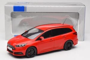 Ford Focus ST Turnier Mk3 Race Red MCG 1:18 MCG18466 Diecast - image 6 of 6
