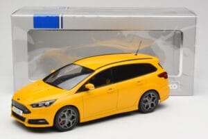 Ford Focus ST Turnier Mk3 Yellow MCG 1:18 MCG18464 Diecast - image 6 of 6