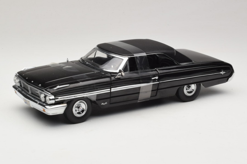 Ford Galaxie 500 Men in Black 3 Movie GreenLight 1:18 015301 Diecast