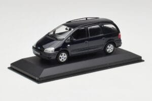Ford Galaxy Mk1 Blue Minichamps 1:43 430089501 Diecast - image 2 of 4