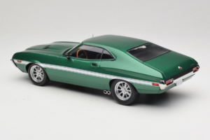 Ford Gran Torino Sport Green Metallic IXO 1:18 18CMC264 Diecast - image 5 of 6