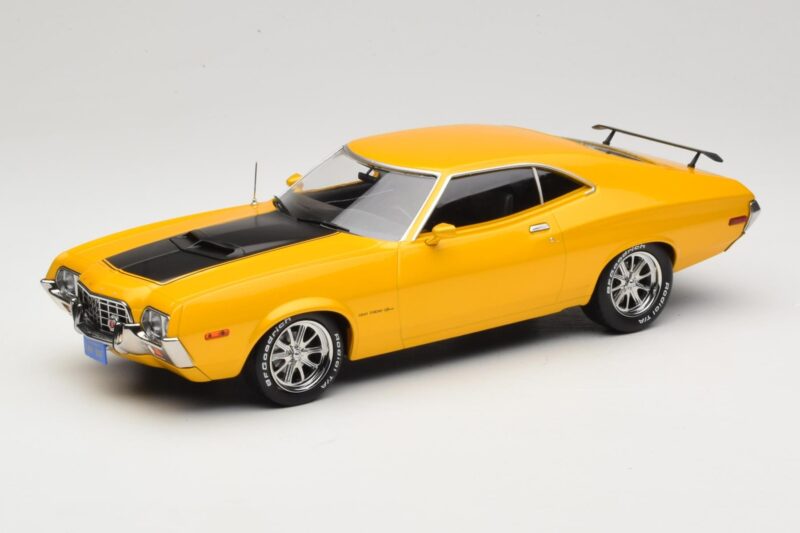 Ford Gran Torino Sport Yellow IXO 1:18 Ford Gran Torino Sport Yellow IXO 1:18 18CMC186 Diecast