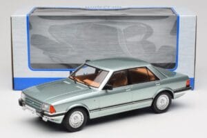 Ford Granada Mk2 2.8 Ghia Light Green Metallic MCG 1:18 MCG18535 Diecast - image 6 of 6