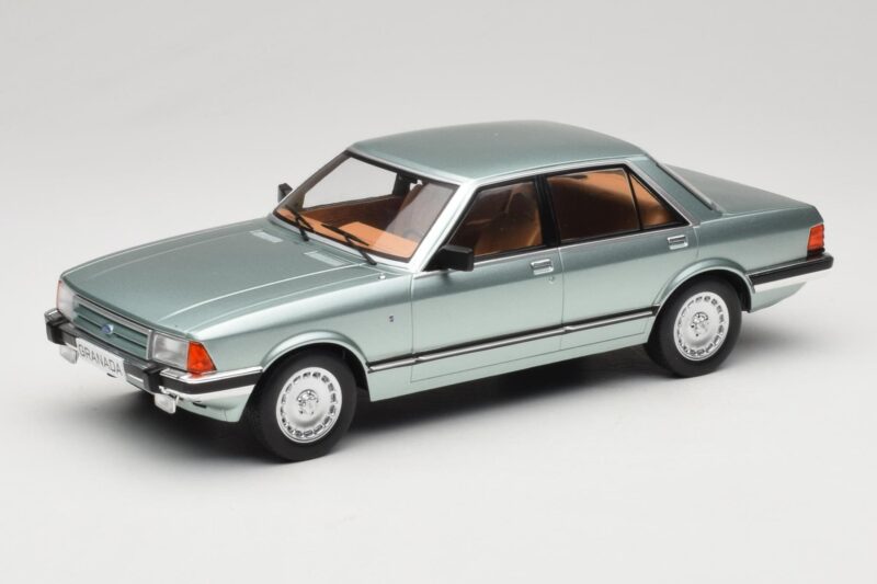 Ford Granada Mk2 2.8 Ghia Light Green Metallic MCG 1:18 Ford Granada Mk2 2.8 Ghia Light Green Metallic MCG 1:18 MCG18535 Diecast