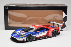 Ford GT #68 D. Muller / J. Hand / S. Bourdais LMGTE Pro Winner 24 Hours of Le Mans 2016 Minichamps 1:18 4012138143098 Diecast - image 6 of 6