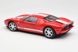 Ford GT Red AUTOart 1:18 73021 Diecast - image 7 of 8