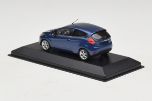 Ford Ka Dark Blue Metallic Minichamps 1:43 FORD004 Diecast - image 3 of 4