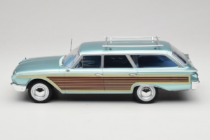 Ford Country Squire Blue MCG 1:18 MCG18049 Diecast - image 3 of 6