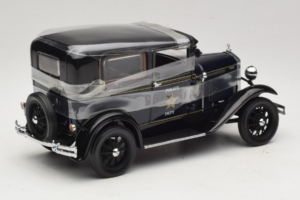 Ford Model A Tudor Police Car Motor City 1:18 43008 Diecast - image 2 of 6