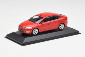 Ford Mondeo Mk4 Colorado Red Minichamps 1:43 MONDEO001 Diecast - image 2 of 4